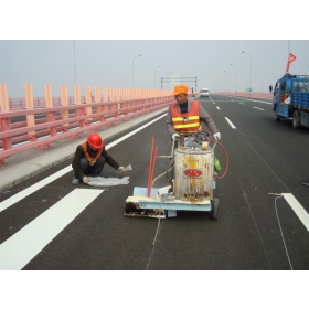 丽江市道路交通标线工程
